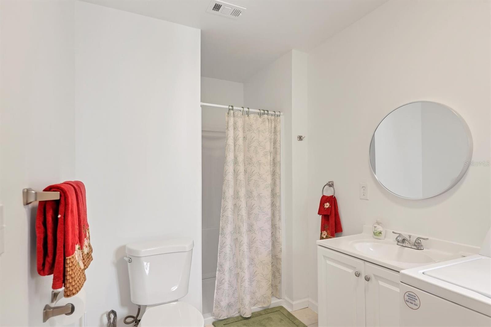 Image 24 of 48 For 6790 Sarasea Circle 6790