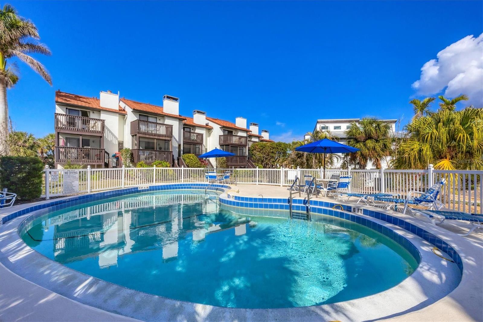 Image 39 of 48 For 6790 Sarasea Circle 6790