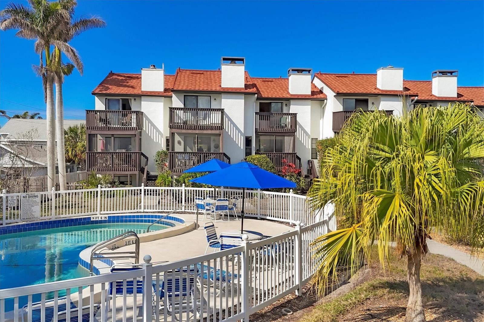 Image 41 of 48 For 6790 Sarasea Circle 6790