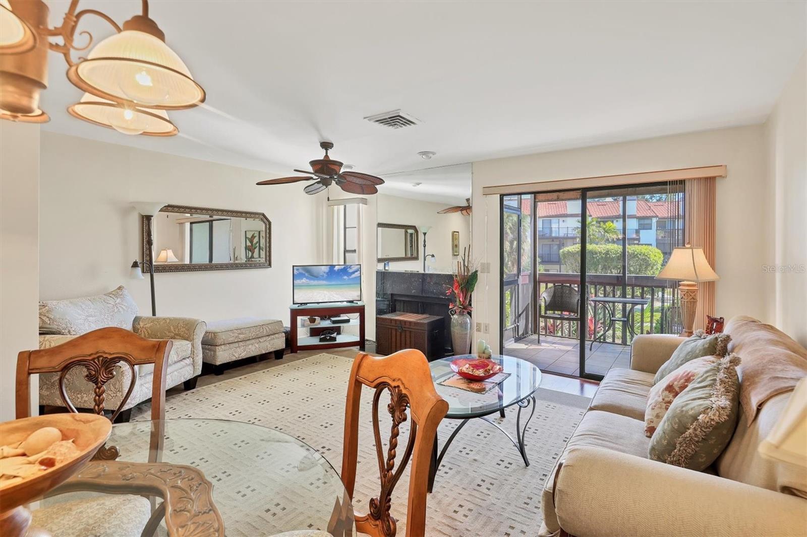 Image 5 of 48 For 6790 Sarasea Circle 6790