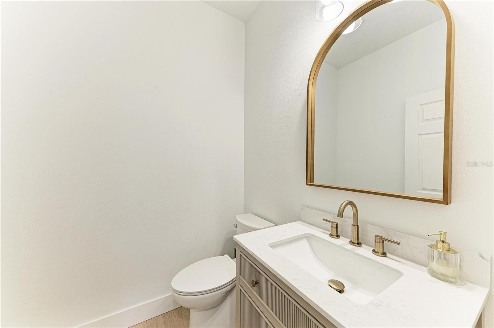 Image 19 of 43 For 7424 Cabin Lane