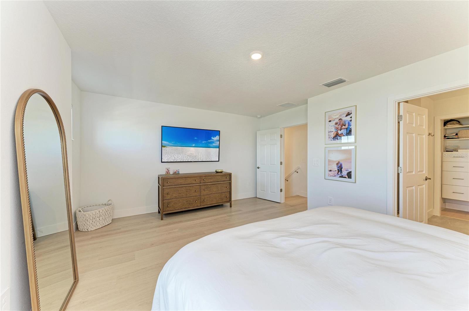 Image 21 of 43 For 7424 Cabin Lane