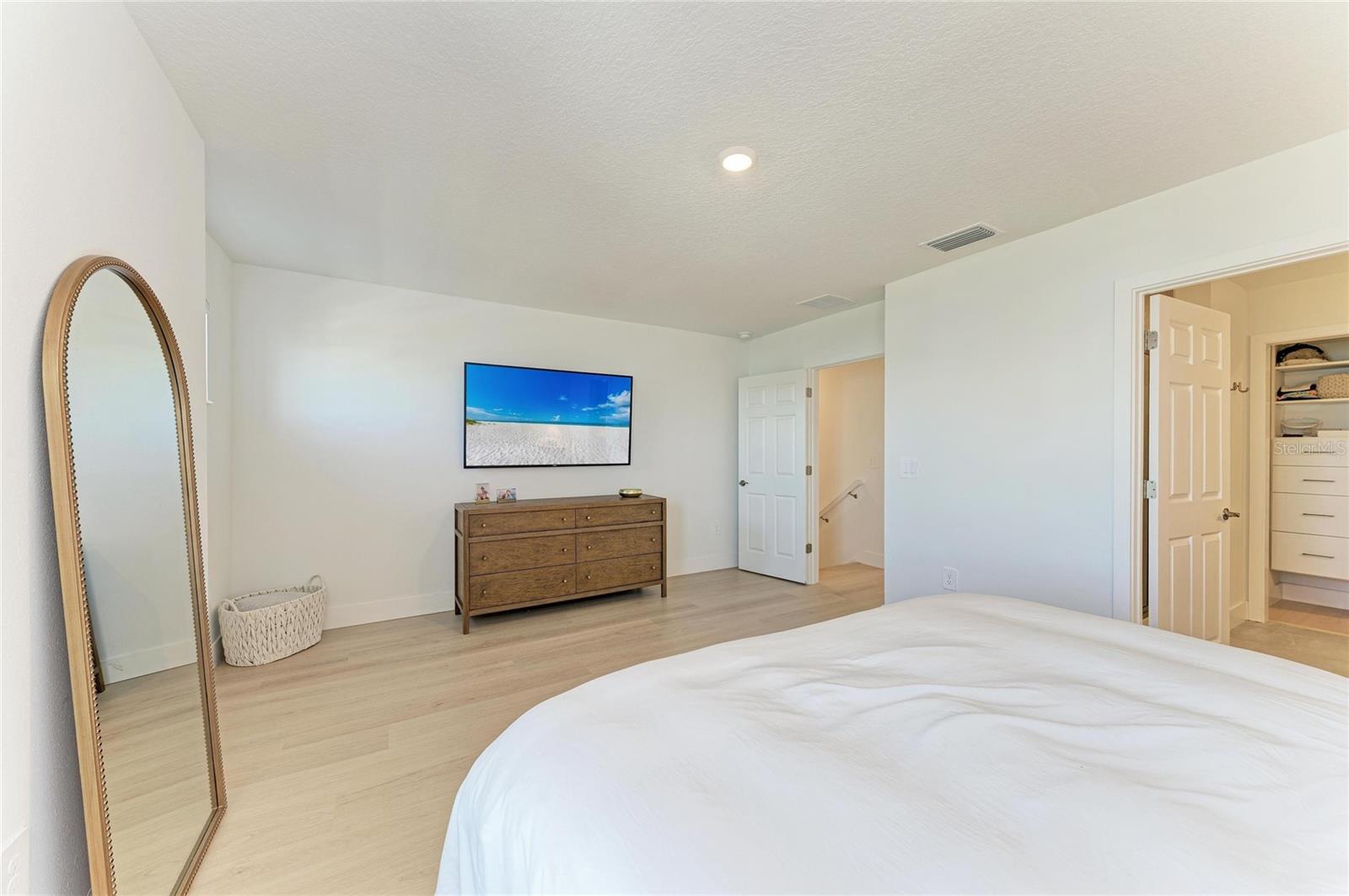 Image 23 of 43 For 7424 Cabin Lane