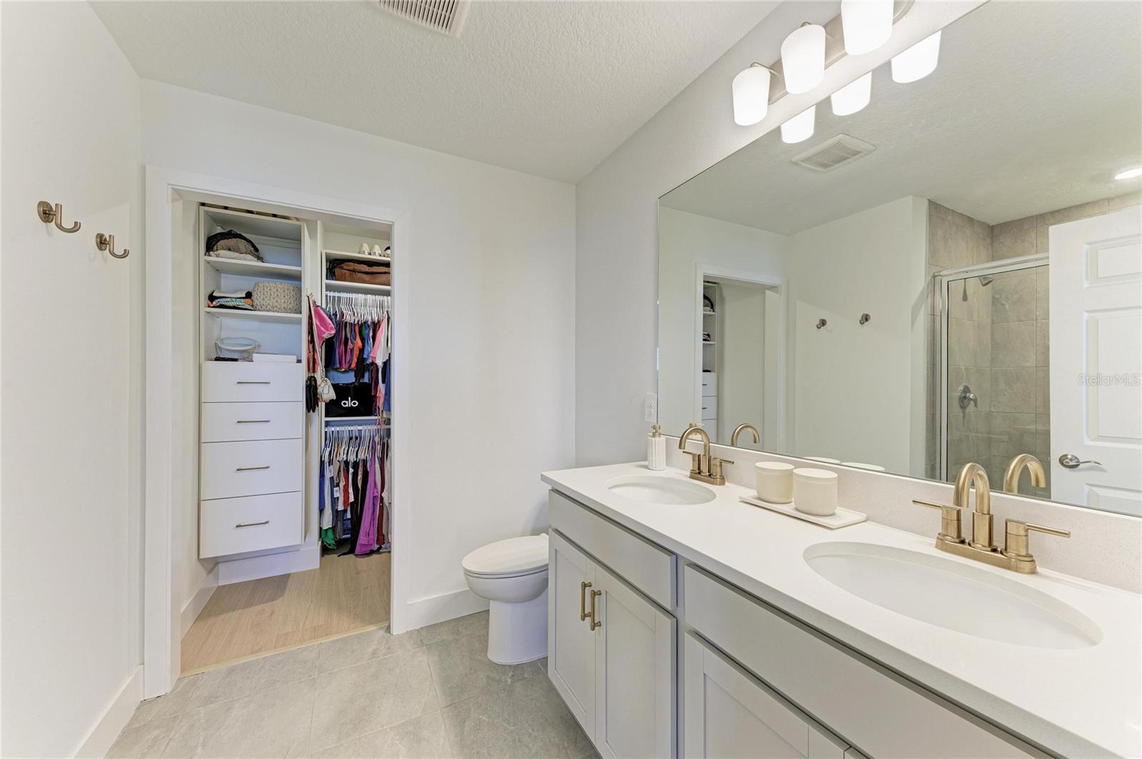 Image 24 of 43 For 7424 Cabin Lane