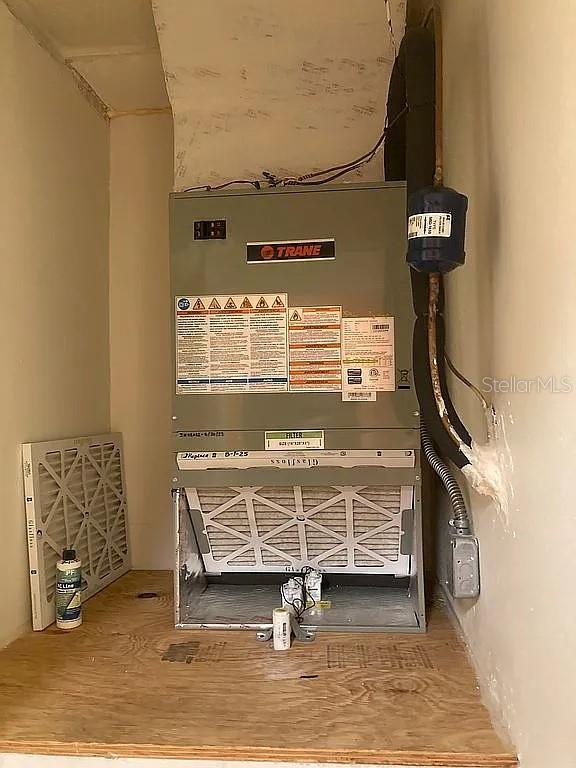 Image 17 of 34 For 4416 Spicewood Drive J