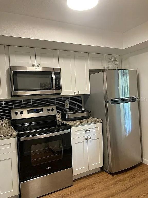 Image 6 of 34 For 4416 Spicewood Drive J