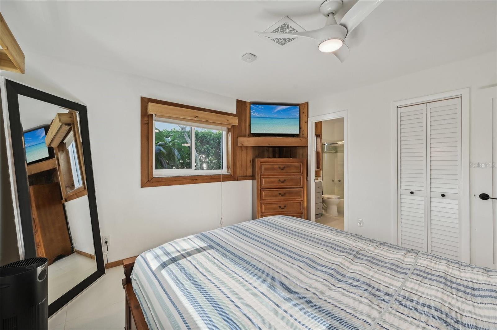 Image 16 of 30 For 1248 Jefferson Drive