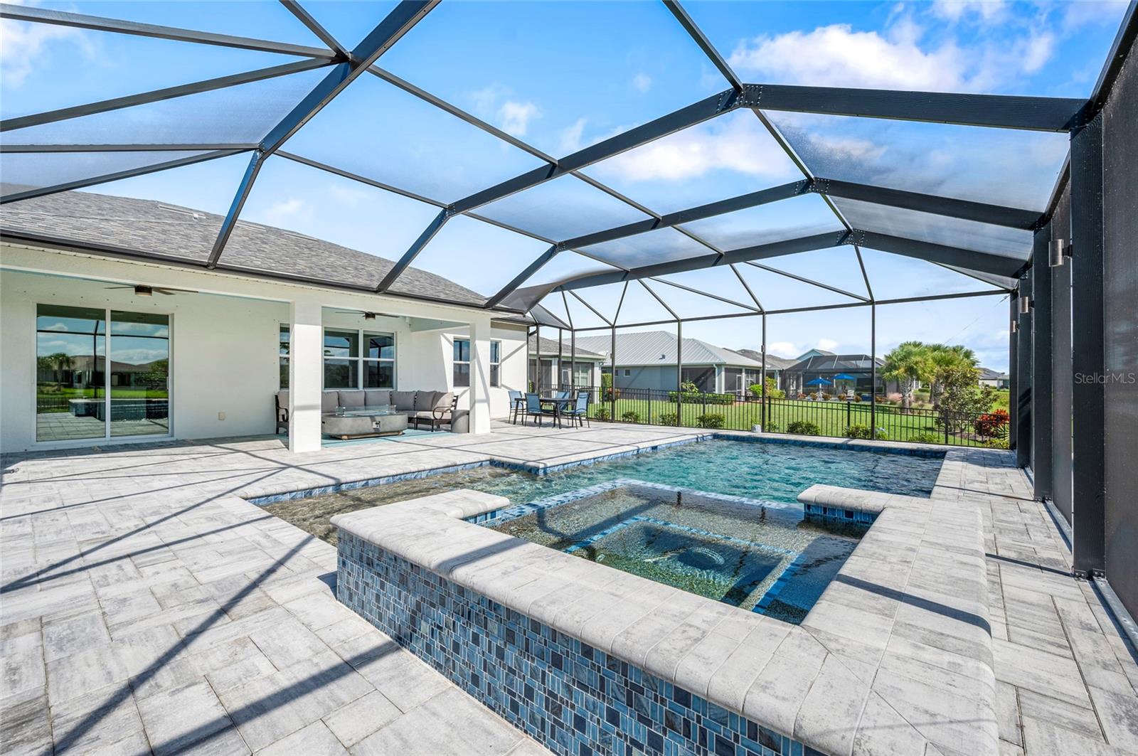 Image 11 of 82 For 42958 Canon Court