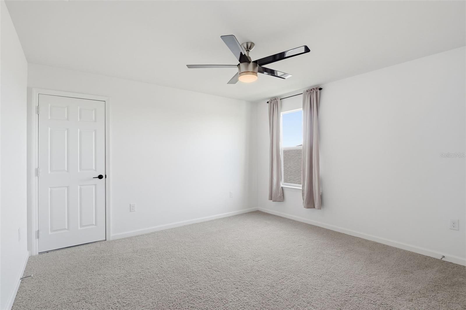 Image 67 of 82 For 42958 Canon Court