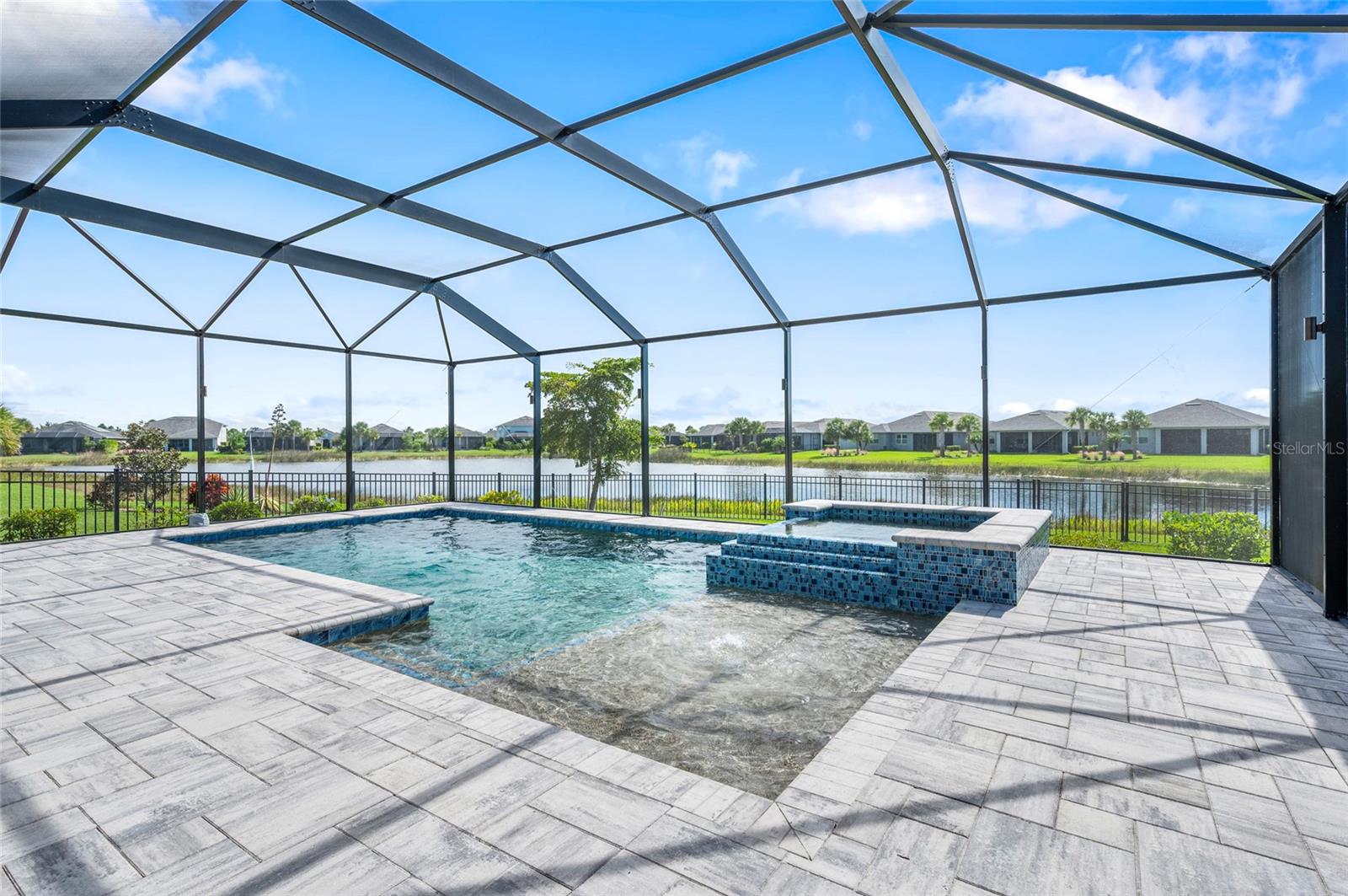 Image 7 of 82 For 42958 Canon Court