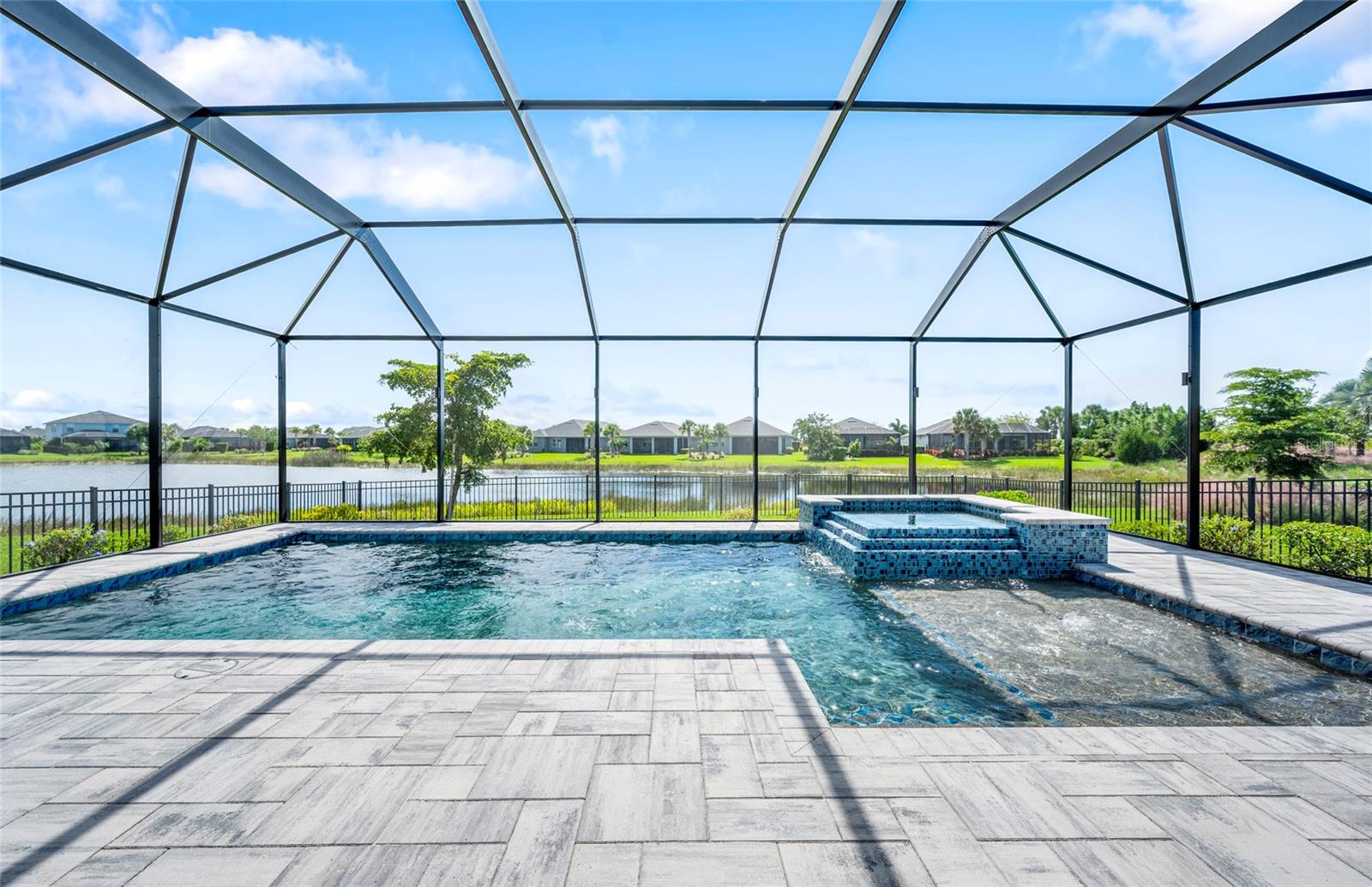 Image 8 of 82 For 42958 Canon Court