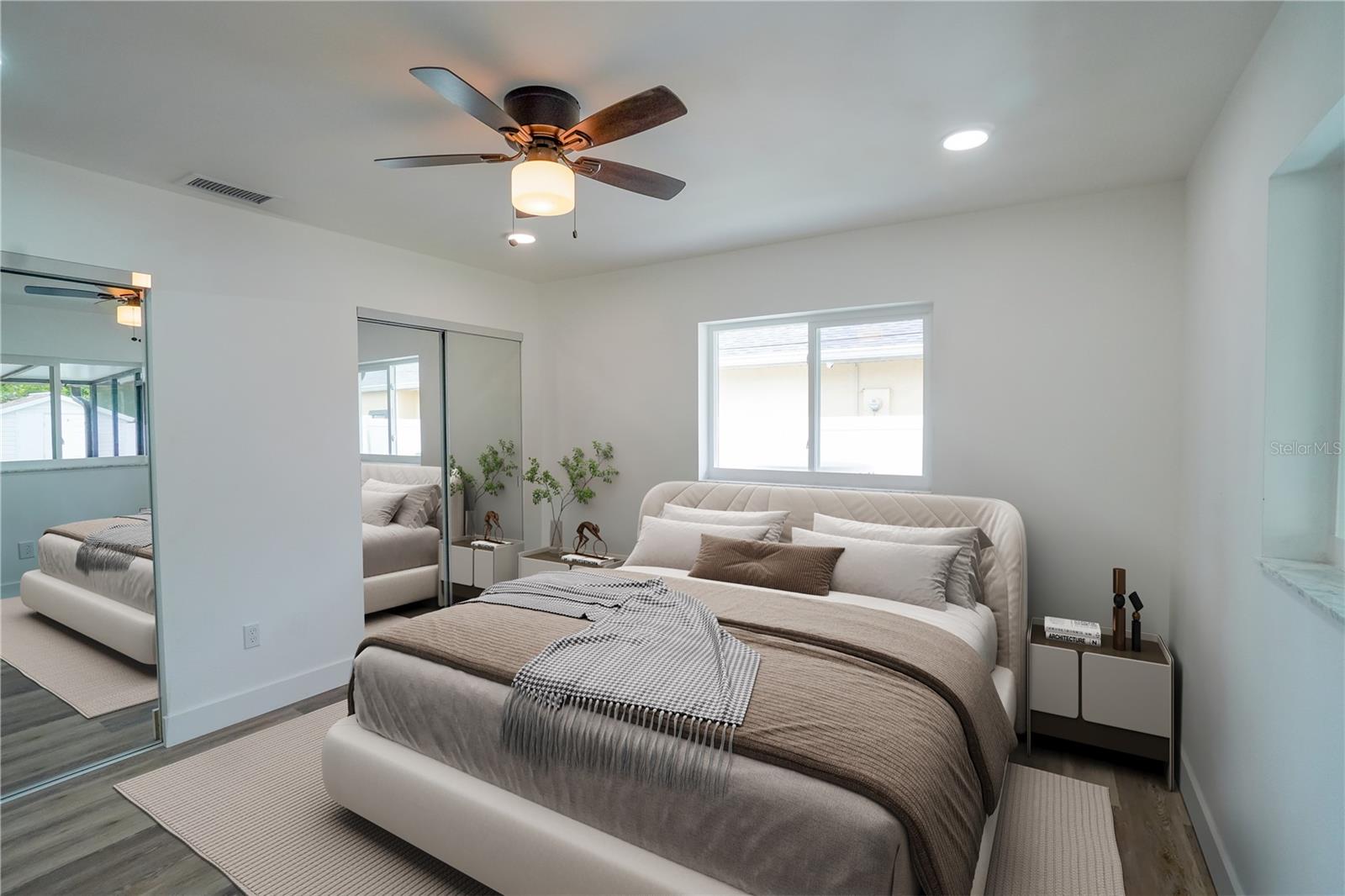 Image 24 of 61 For 12321 Alta Mira Street