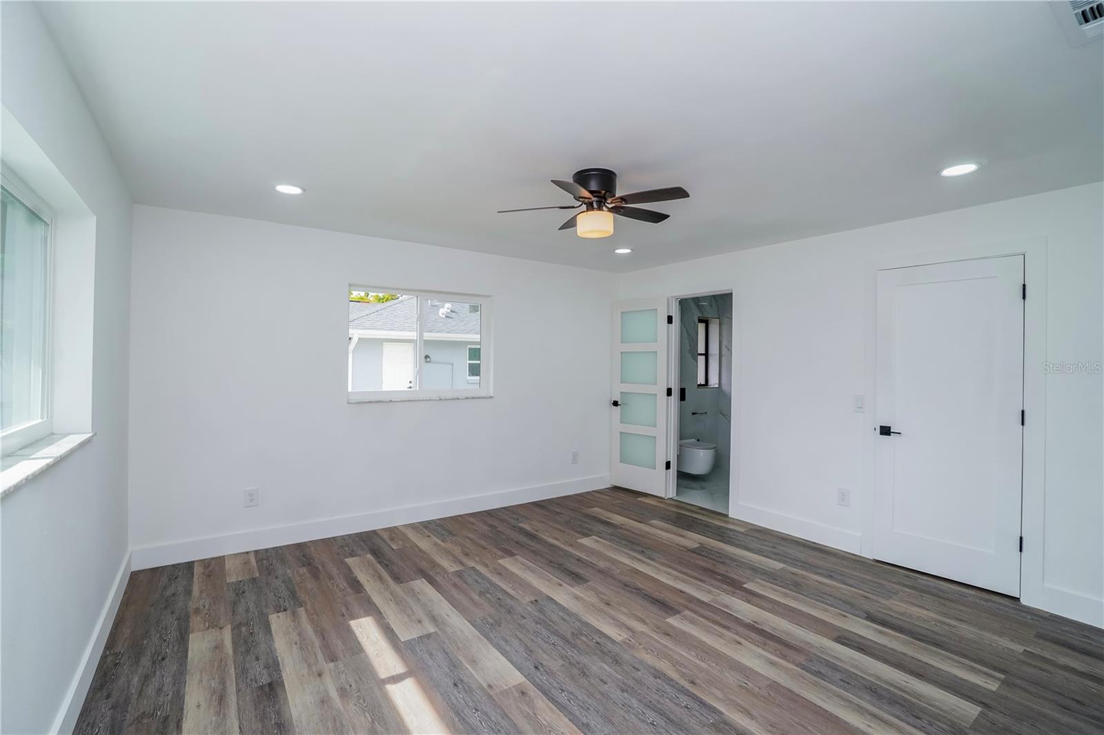 Image 33 of 61 For 12321 Alta Mira Street