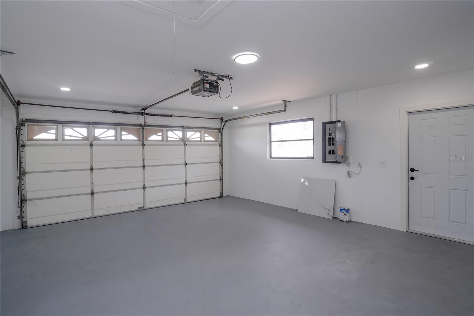 Image 43 of 61 For 12321 Alta Mira Street