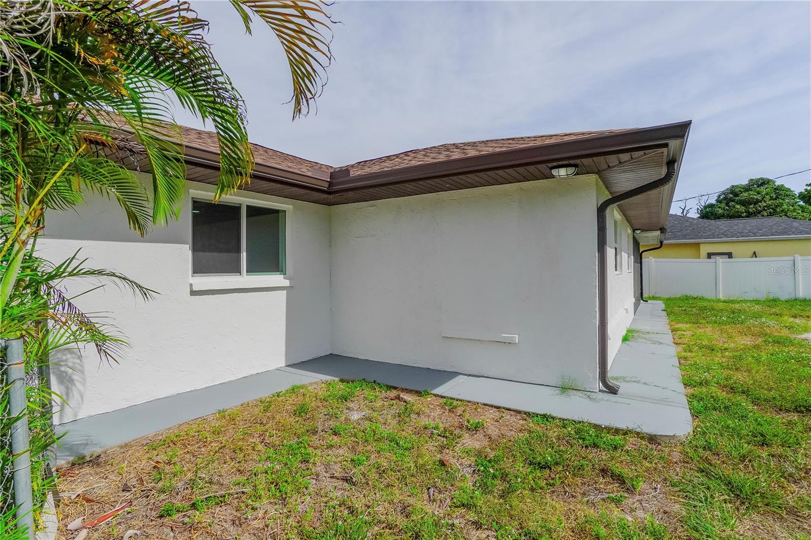 Image 53 of 61 For 12321 Alta Mira Street