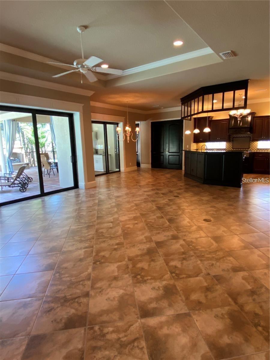 Image 14 of 39 For 4513 Tuscana Drive