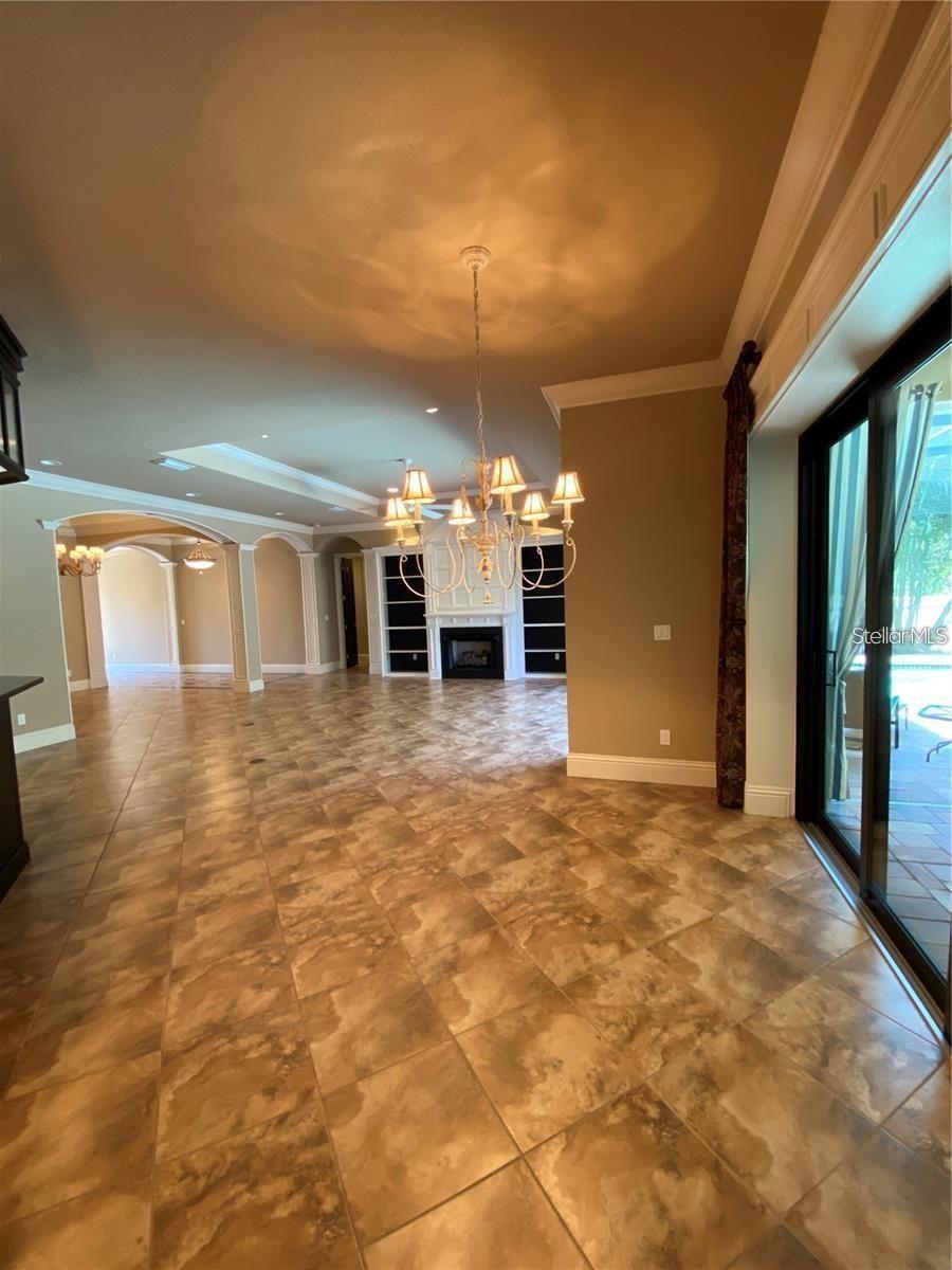 Image 15 of 39 For 4513 Tuscana Drive