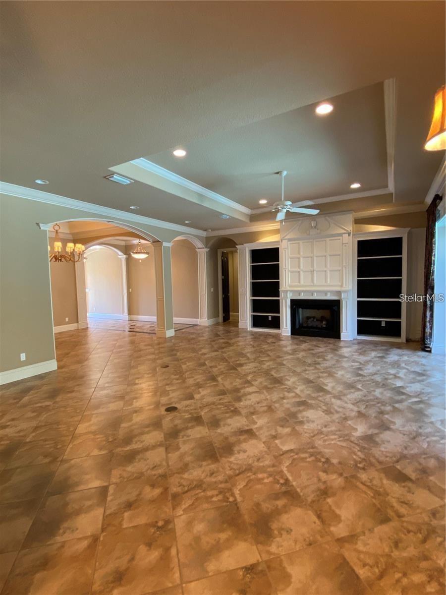 Image 22 of 39 For 4513 Tuscana Drive