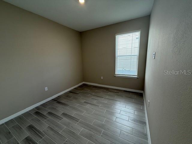 Image 17 of 32 For 15013 Shady Palms Lane