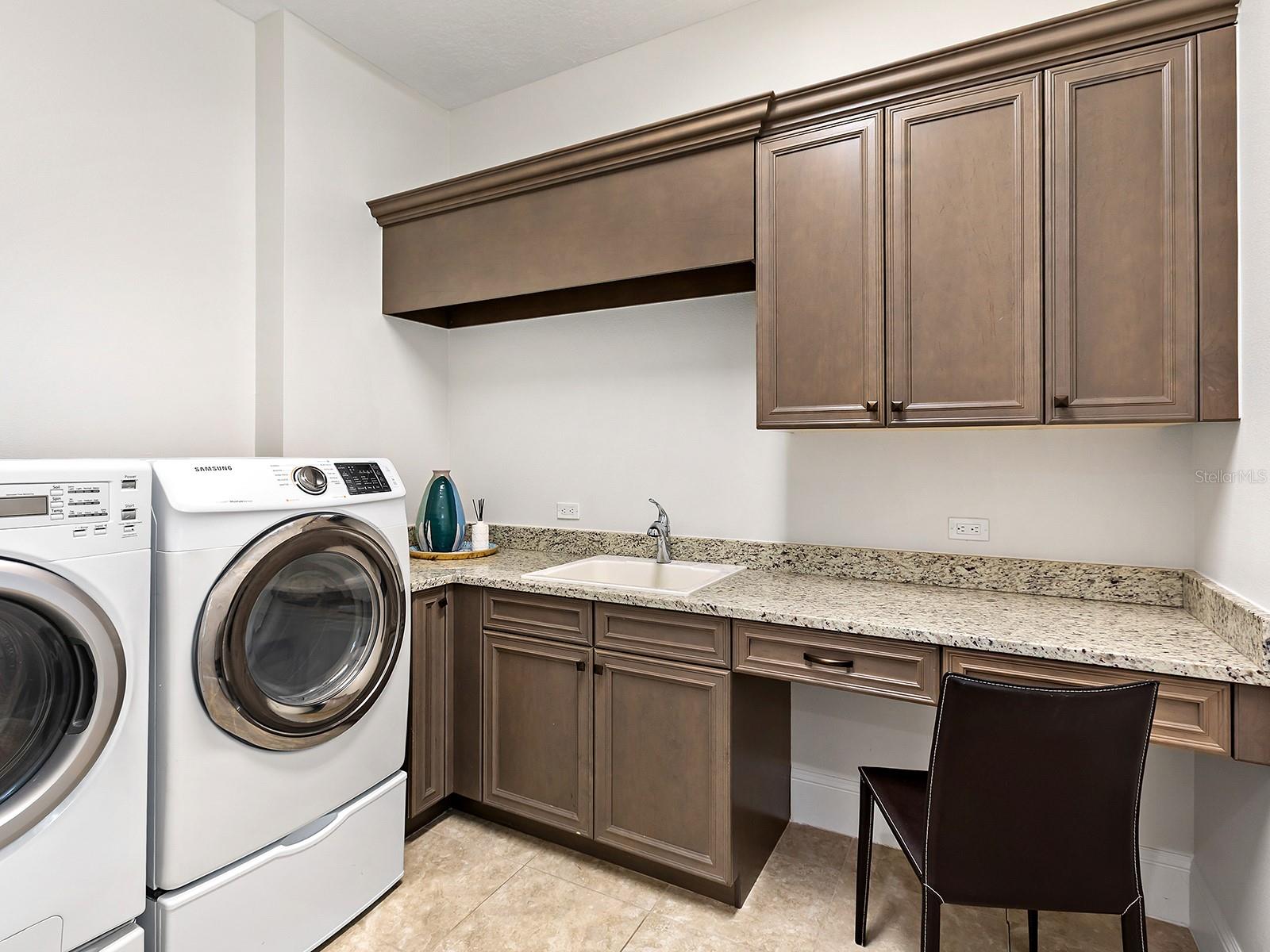 Image 57 of 99 For 16214 Baycross Drive