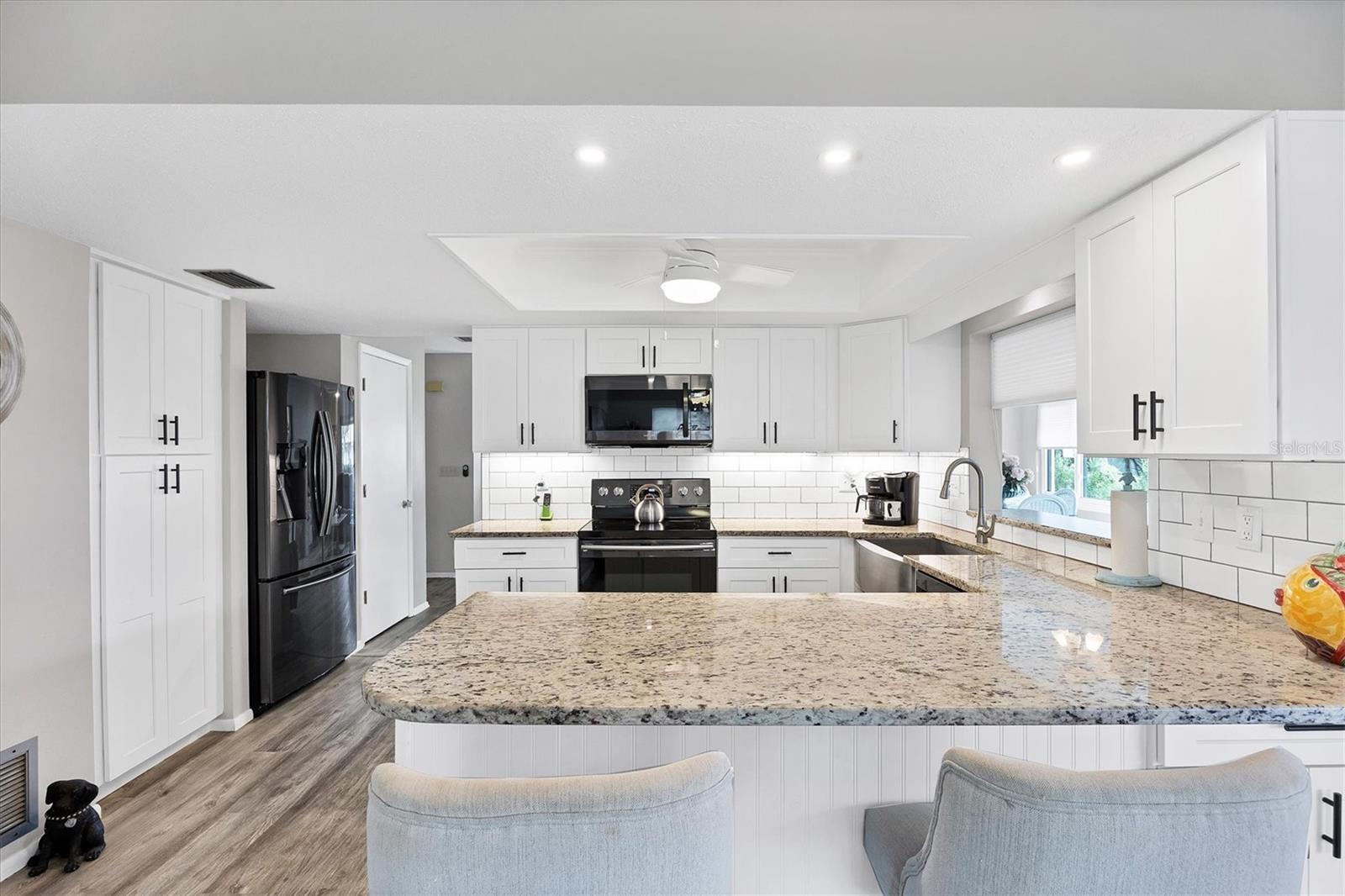 Image 11 of 39 For 769 Vivienda South Court 10