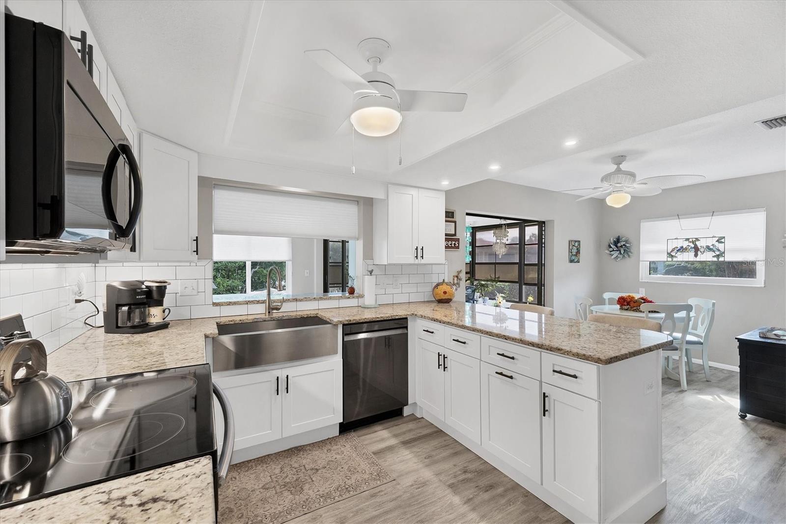 Image 14 of 39 For 769 Vivienda South Court 10