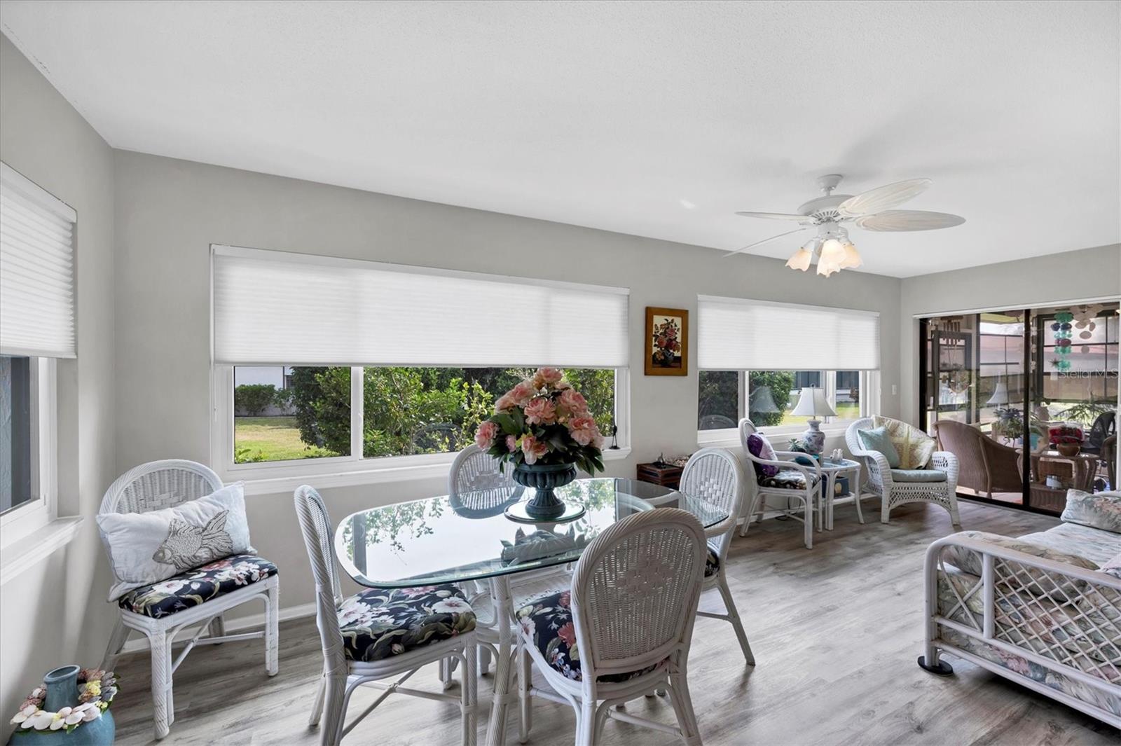 Image 19 of 39 For 769 Vivienda South Court 10