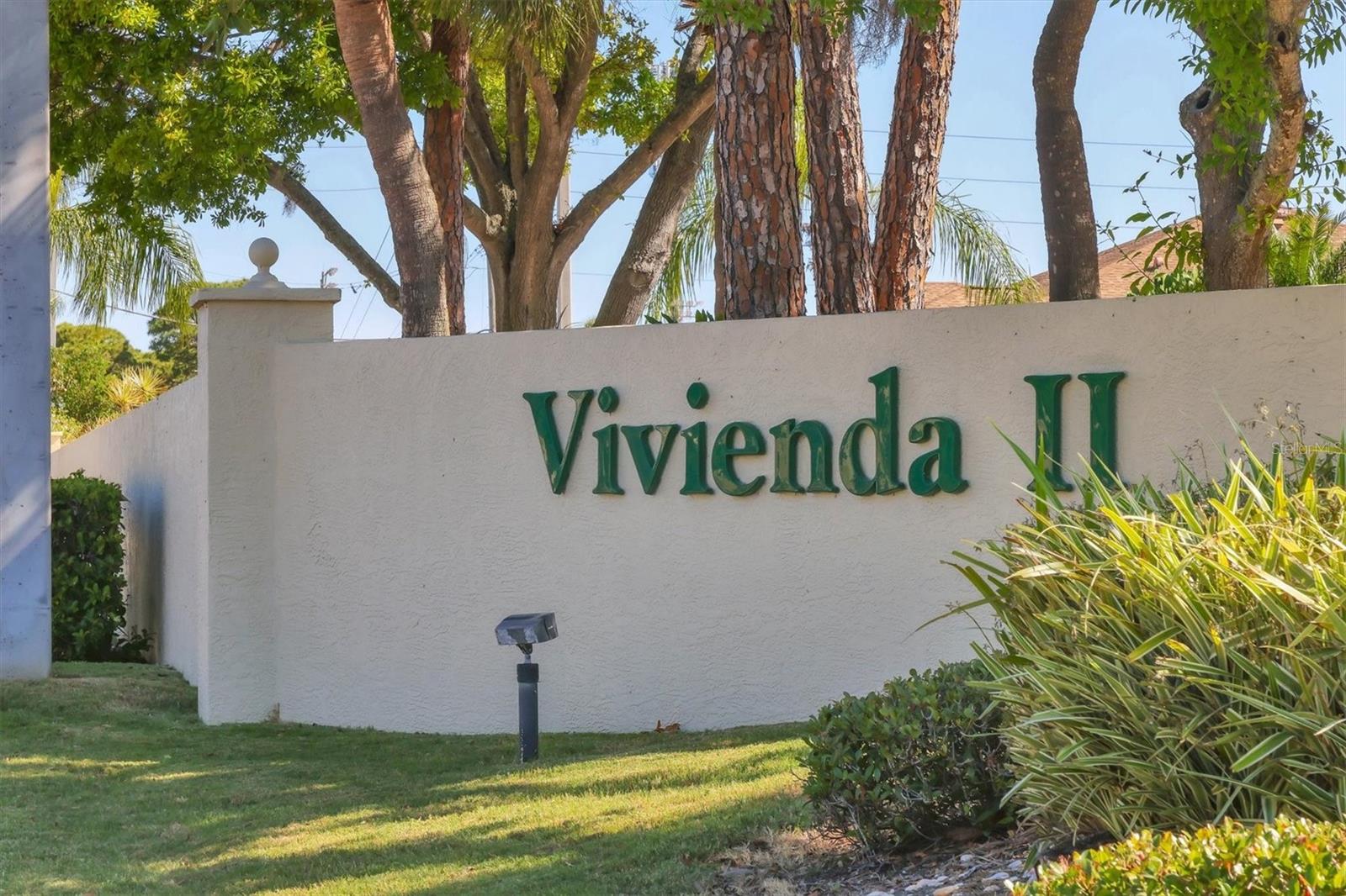 Image 34 of 39 For 769 Vivienda South Court 10