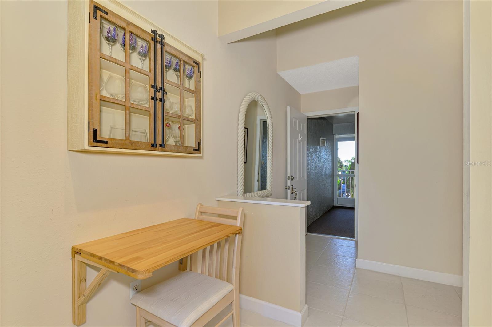 Image 21 of 95 For 9300 Clubside Circle 1303