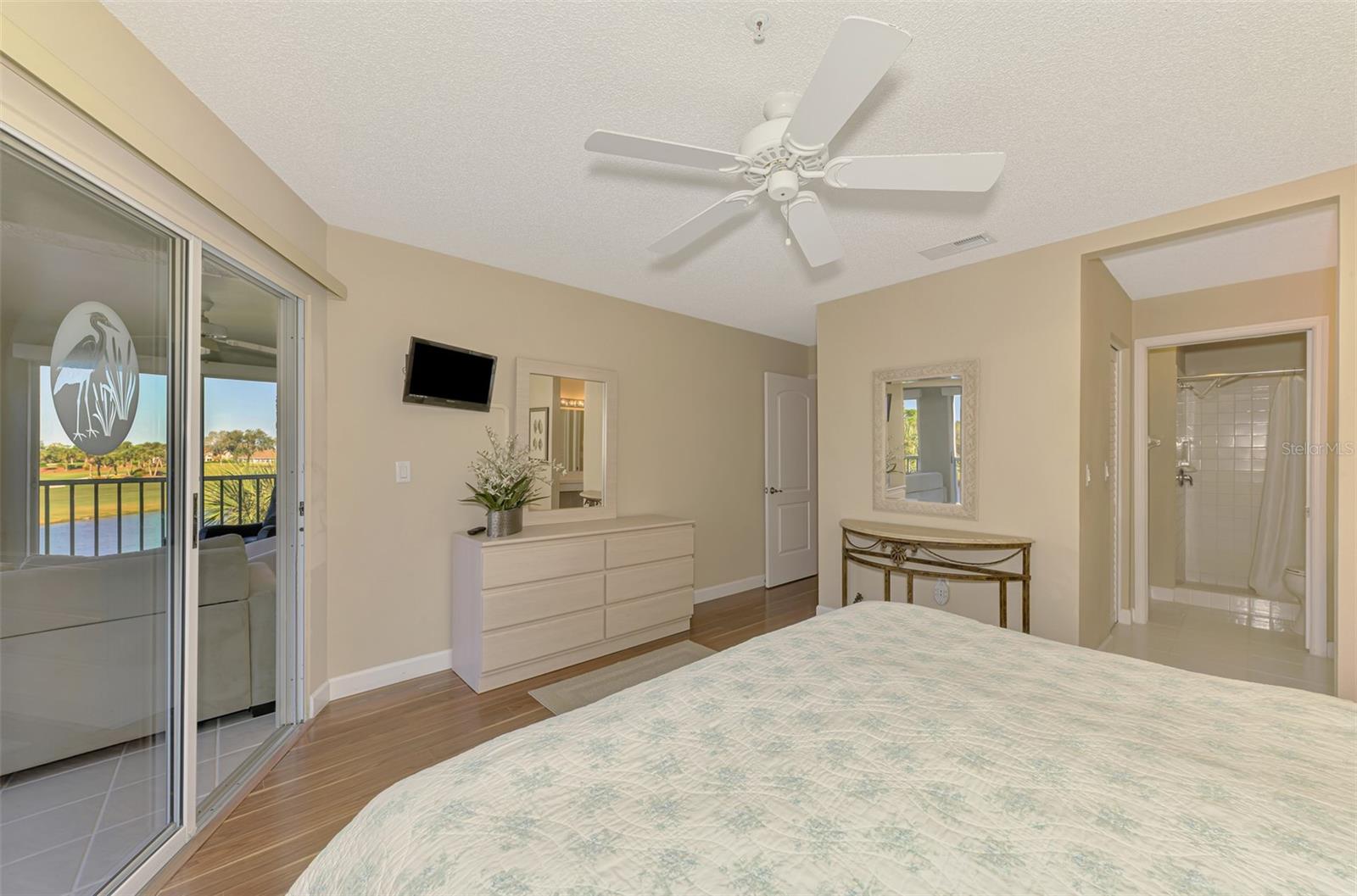 Image 28 of 95 For 9300 Clubside Circle 1303