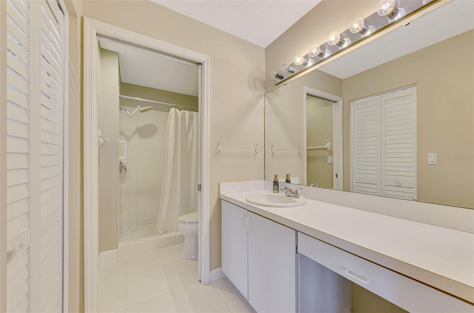 Image 29 of 95 For 9300 Clubside Circle 1303