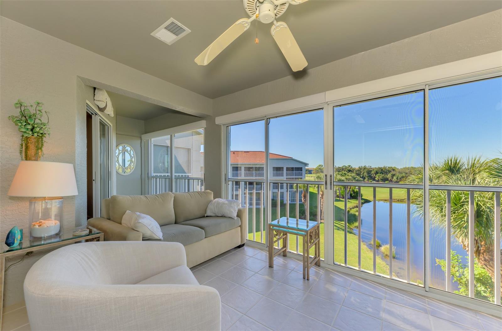 Image 34 of 95 For 9300 Clubside Circle 1303