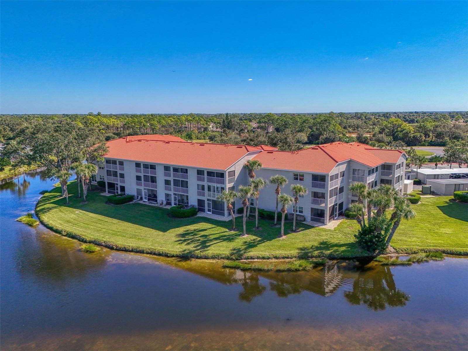 Image 48 of 95 For 9300 Clubside Circle 1303