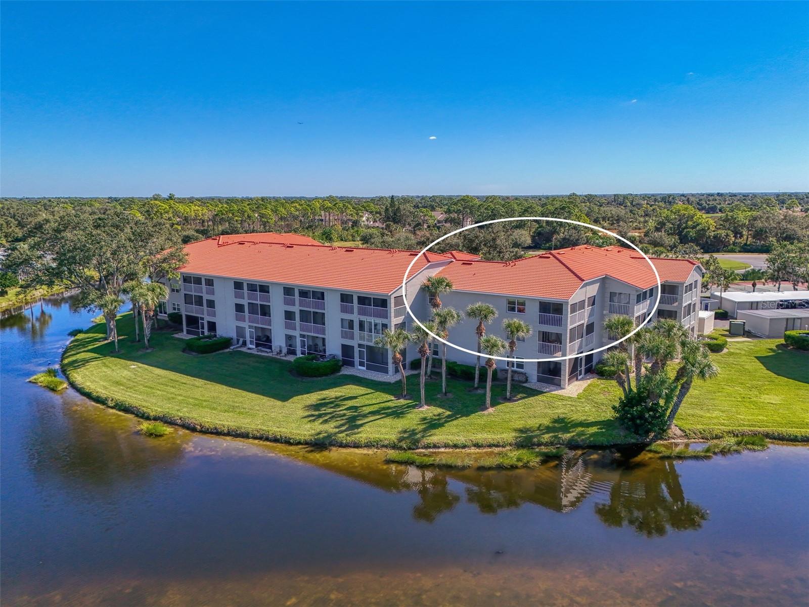 Image 49 of 95 For 9300 Clubside Circle 1303