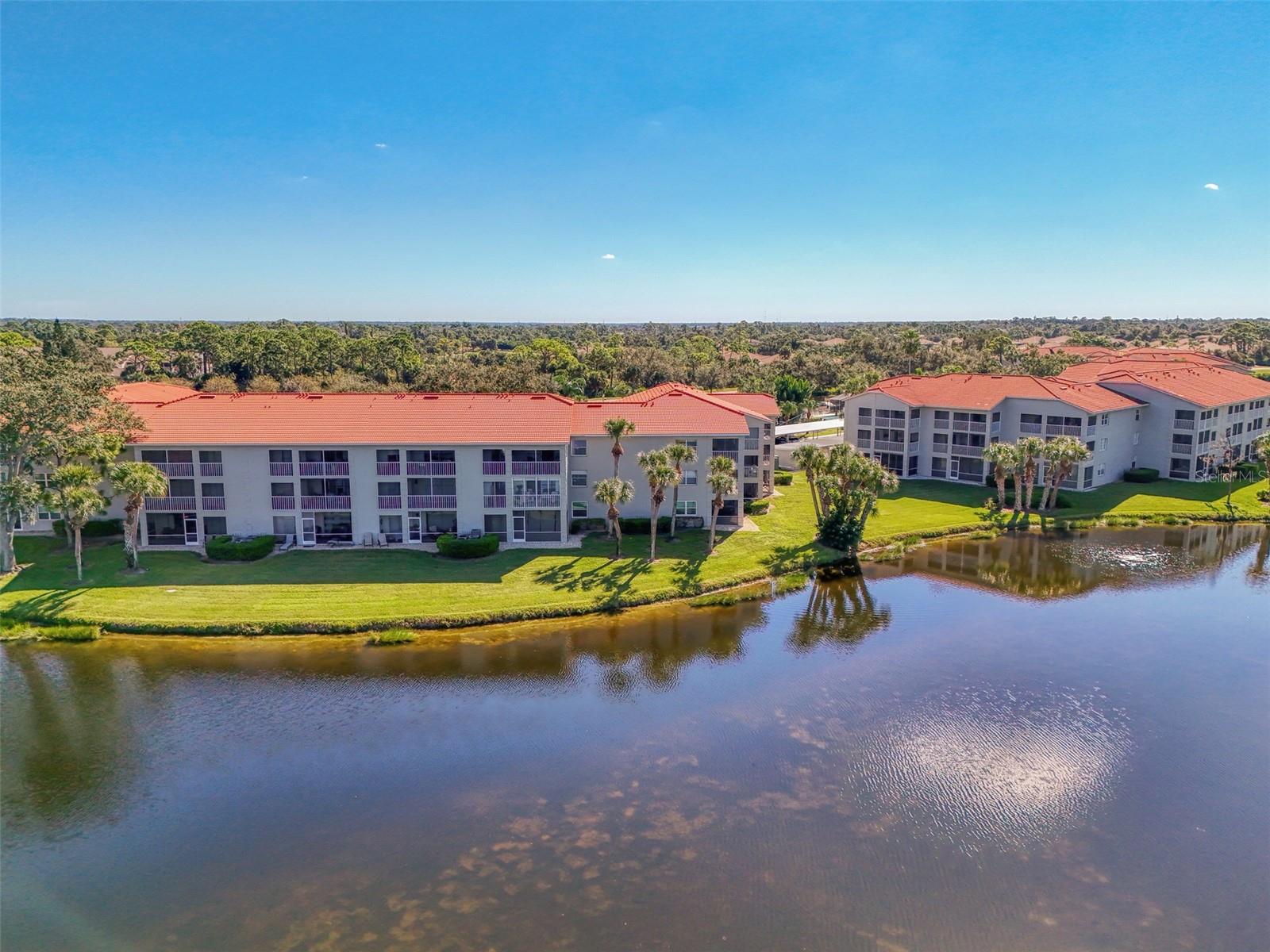 Image 50 of 95 For 9300 Clubside Circle 1303