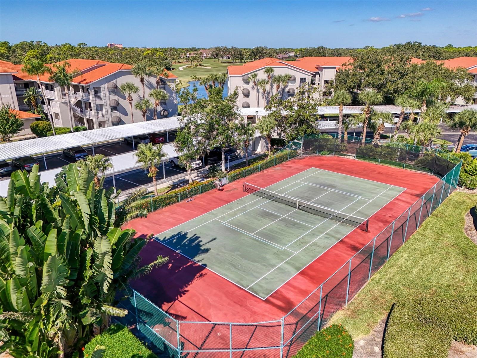 Image 64 of 95 For 9300 Clubside Circle 1303