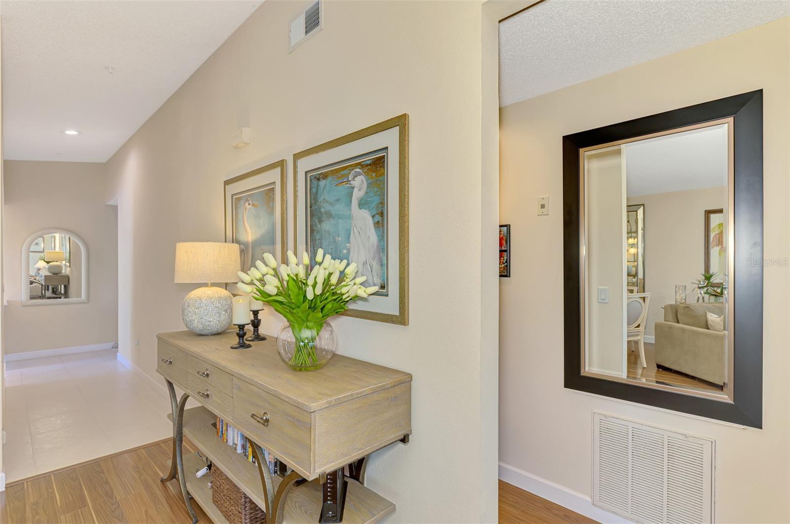 Image 7 of 95 For 9300 Clubside Circle 1303