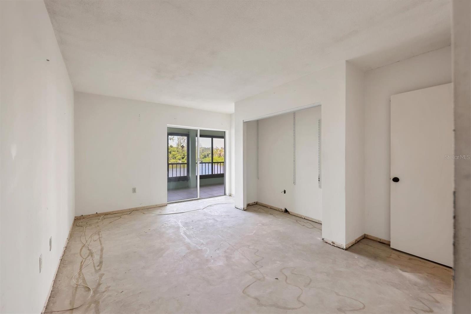 Image 18 of 53 For 101 Whispering Sands Drive 205