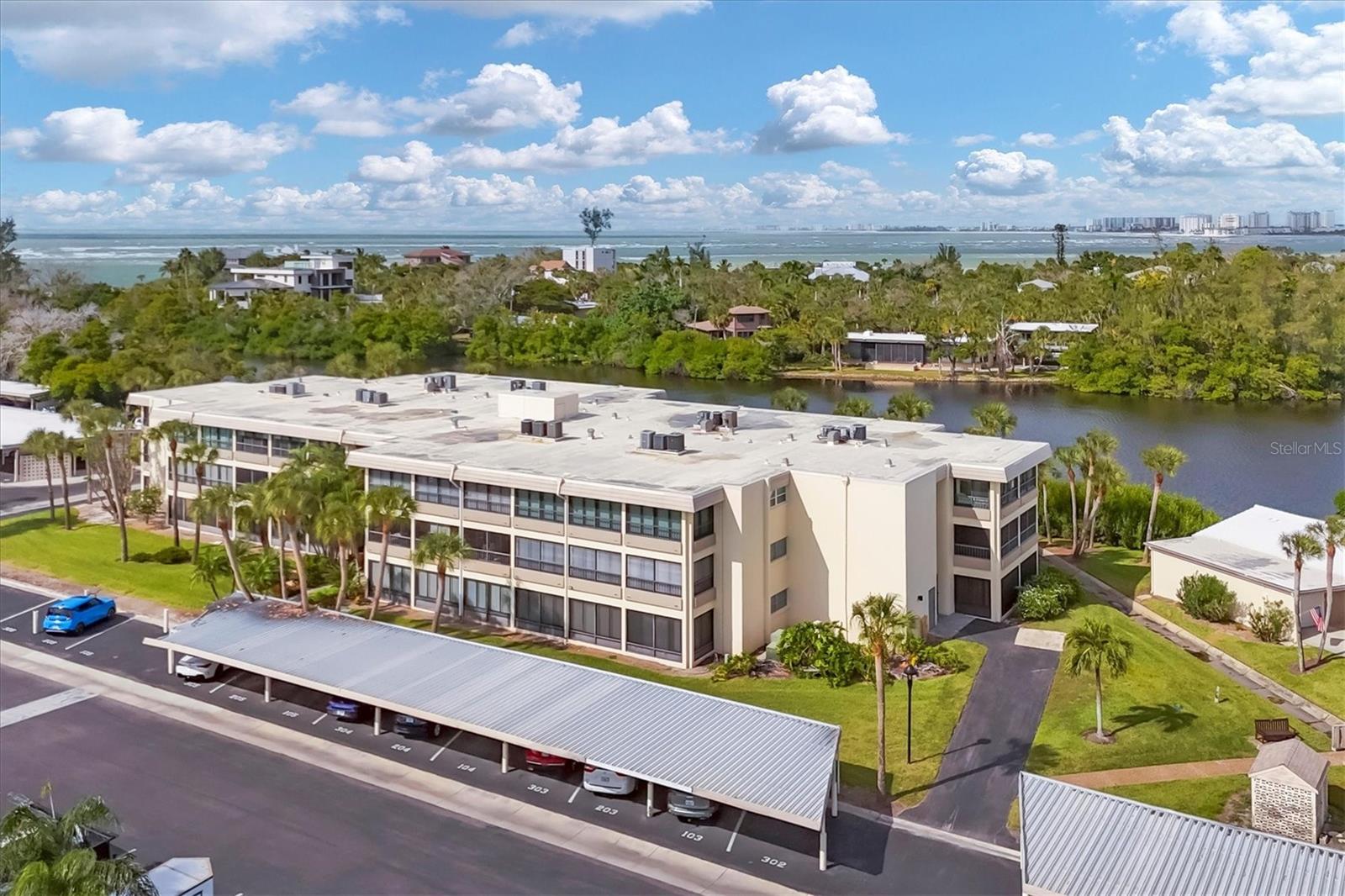 Image 5 of 53 For 101 Whispering Sands Drive 205