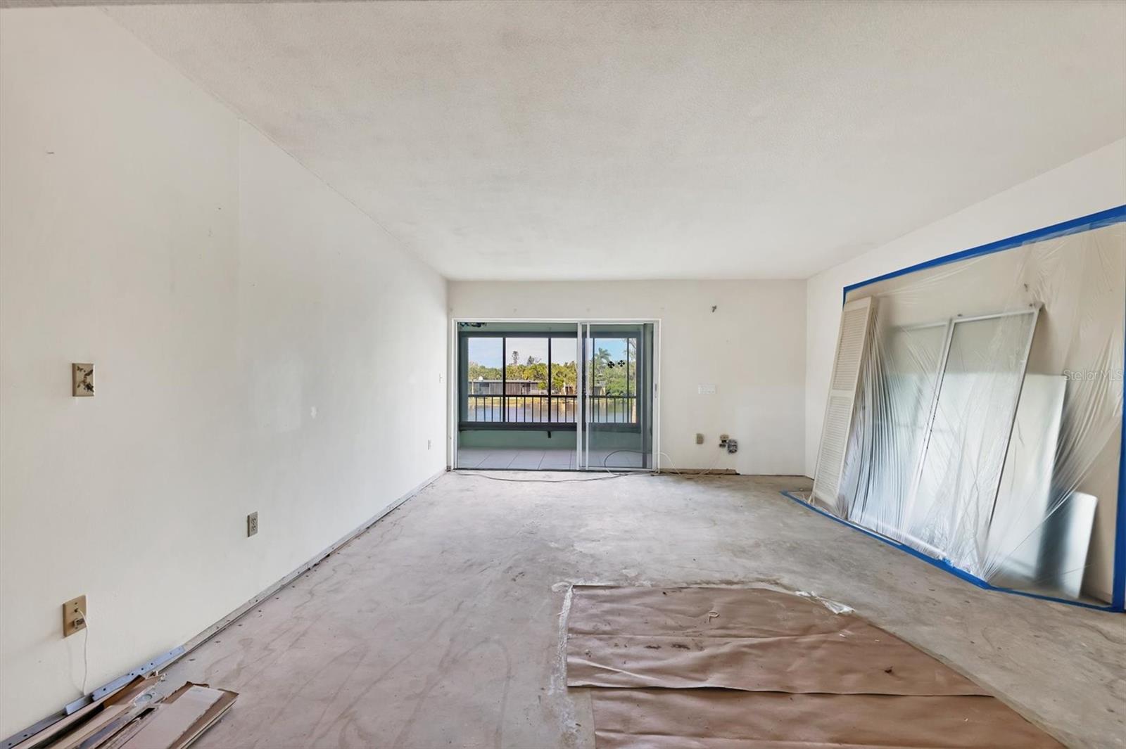 Image 8 of 53 For 101 Whispering Sands Drive 205