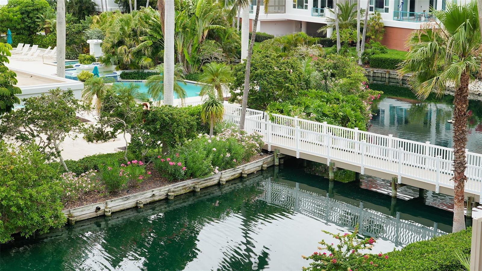 Image 29 of 73 For 360 Gulf Of Mexico Drive 322