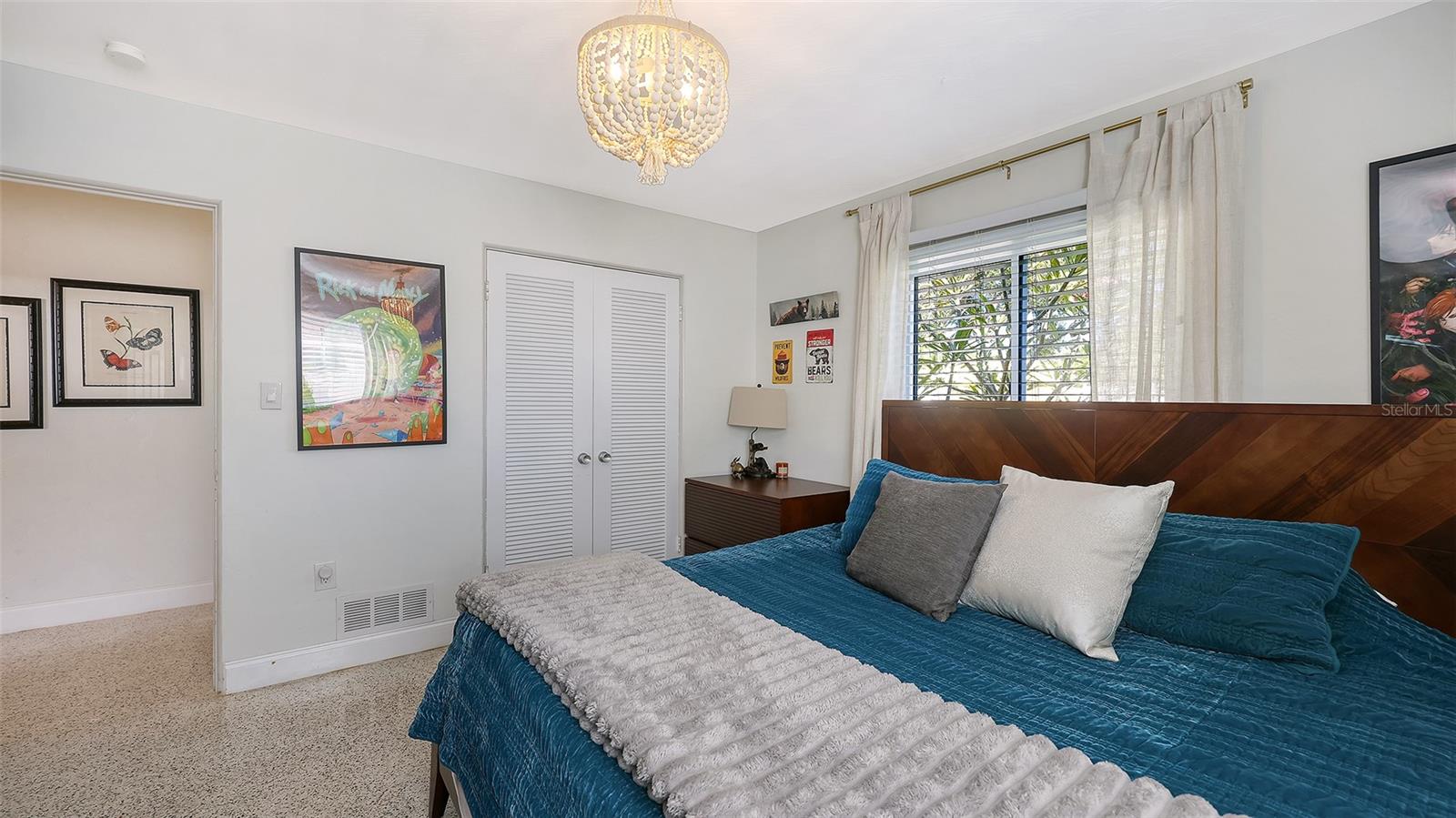 Image 21 of 53 For 2525 Hibiscus Street