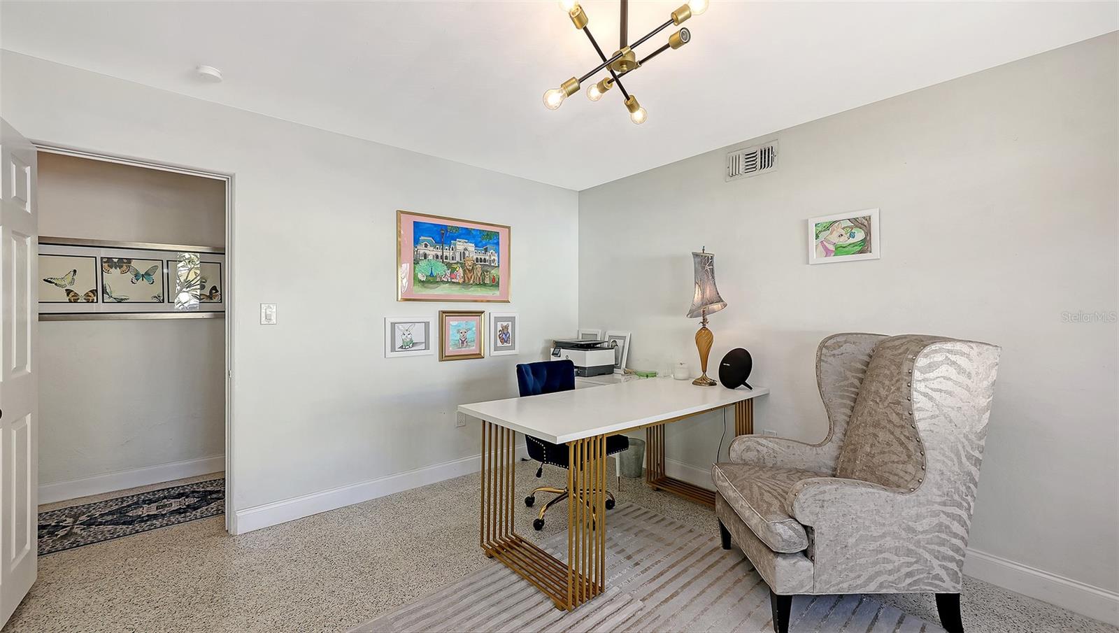 Image 25 of 53 For 2525 Hibiscus Street