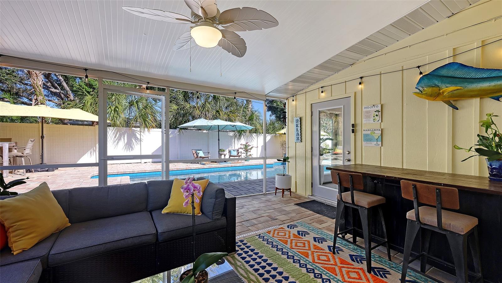 Image 32 of 53 For 2525 Hibiscus Street