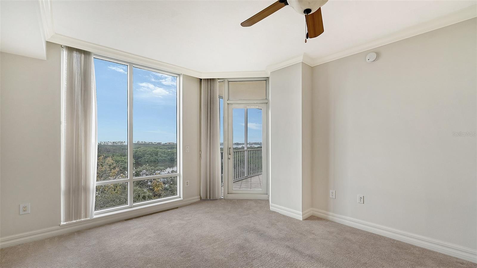 Image 32 of 99 For 401 N Point Road 603