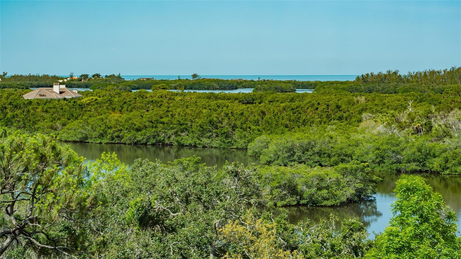 Image 4 of 99 For 401 N Point Road 603