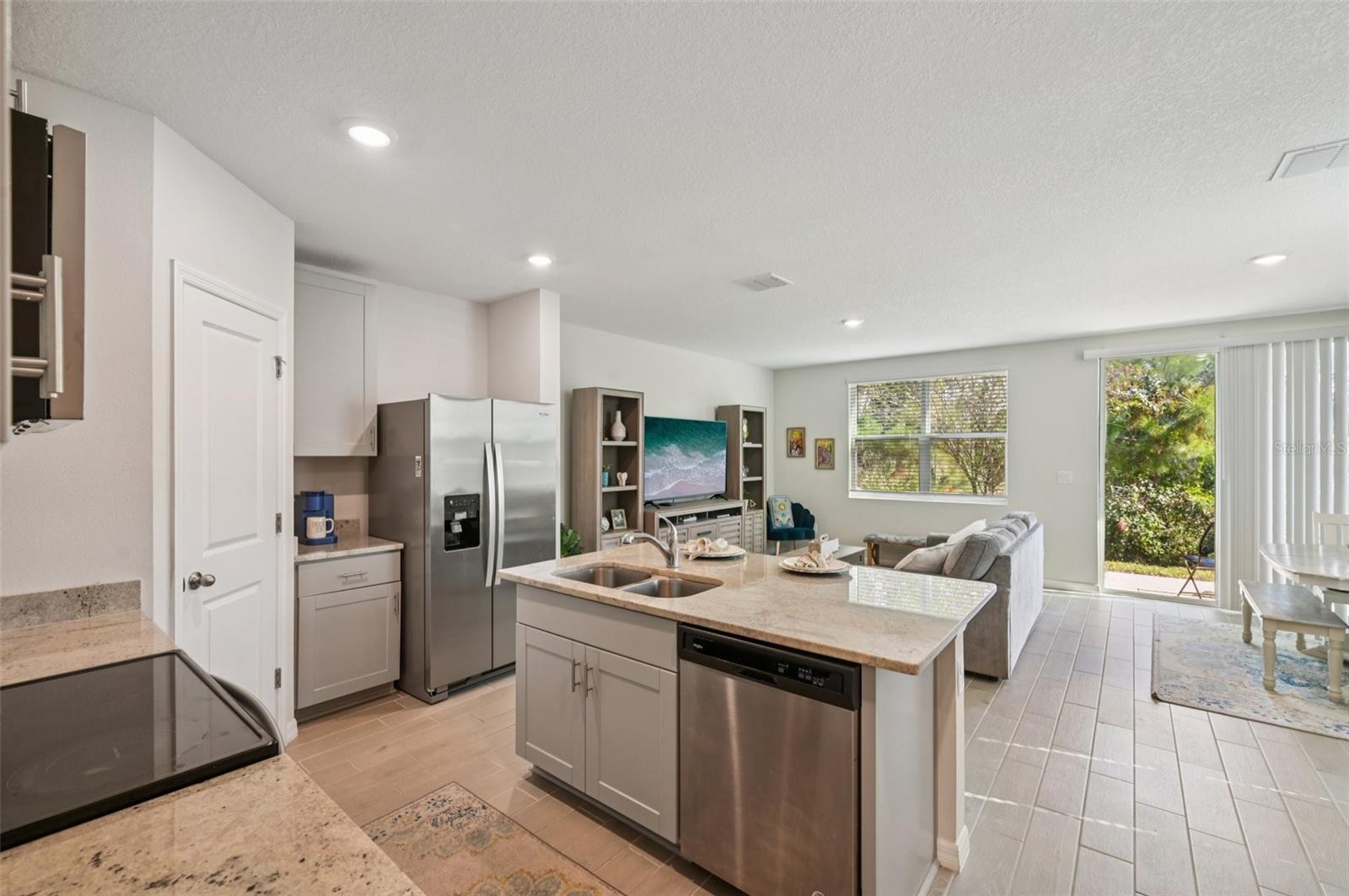 Image 13 of 42 For 17148 Blowfish Drive