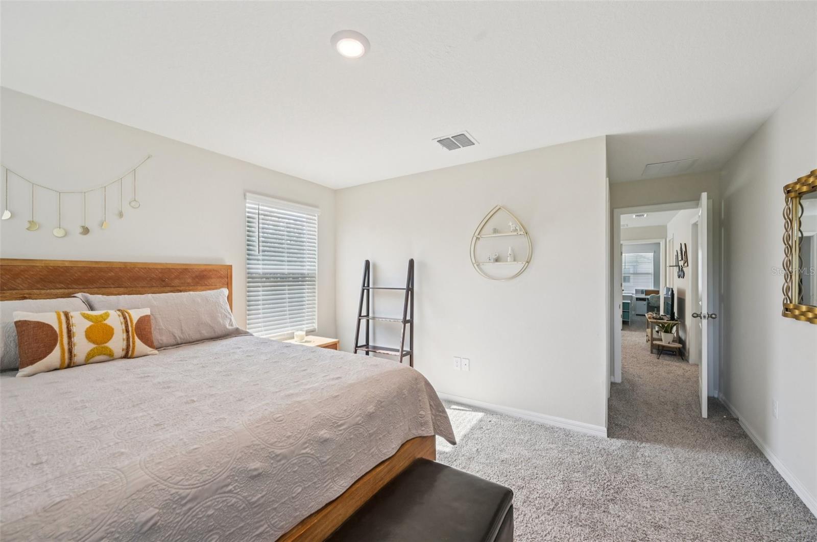 Image 18 of 42 For 17148 Blowfish Drive