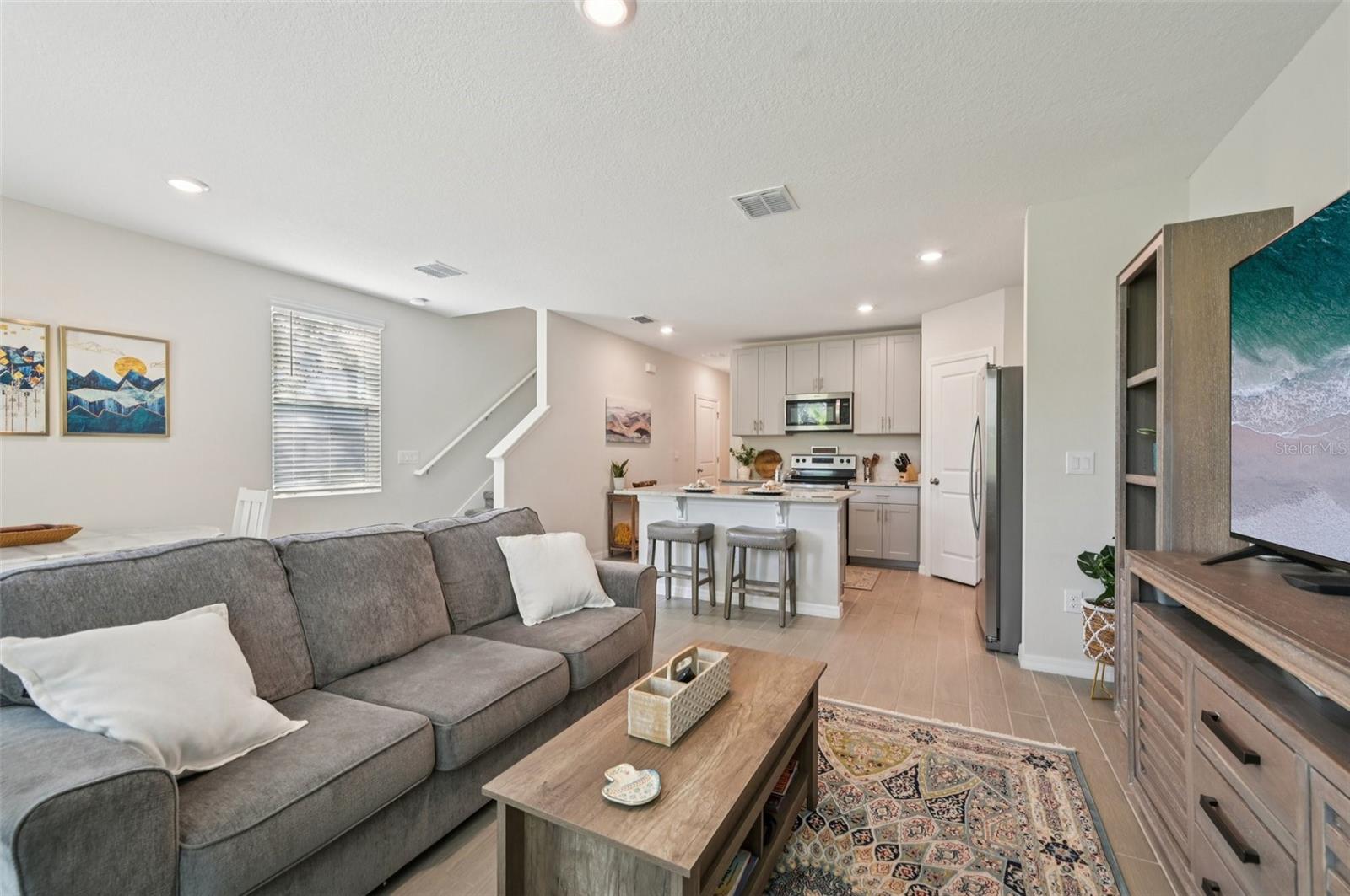 Image 4 of 42 For 17148 Blowfish Drive