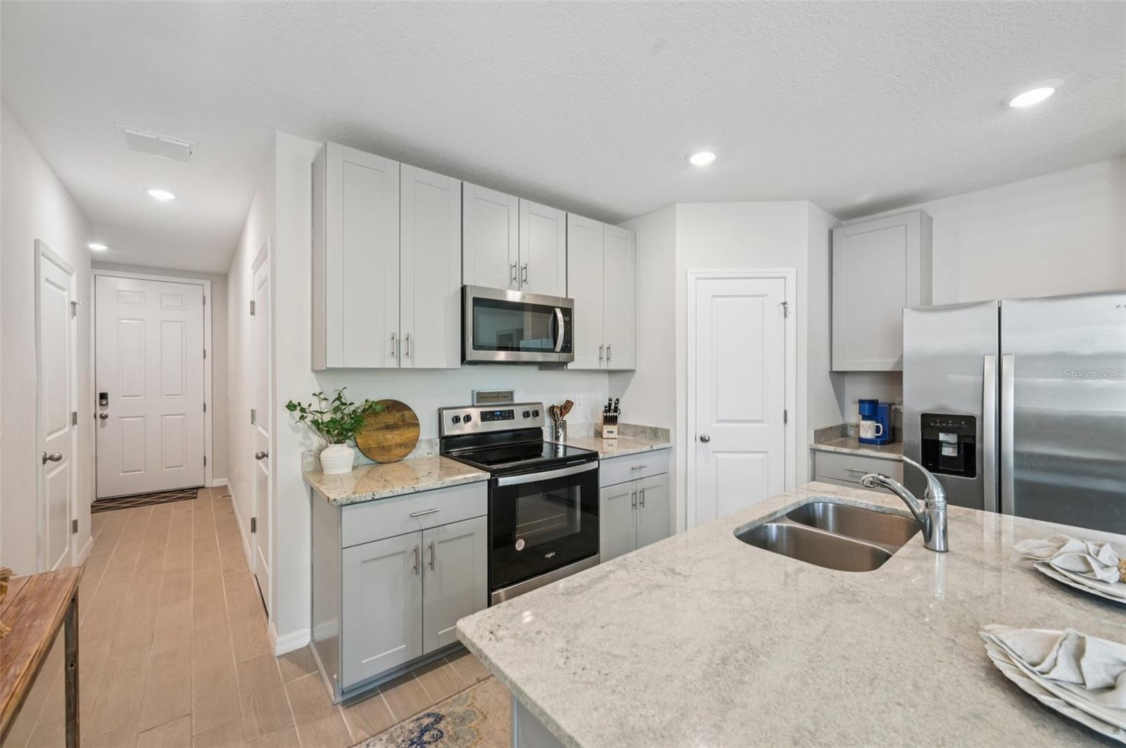 Image 8 of 42 For 17148 Blowfish Drive